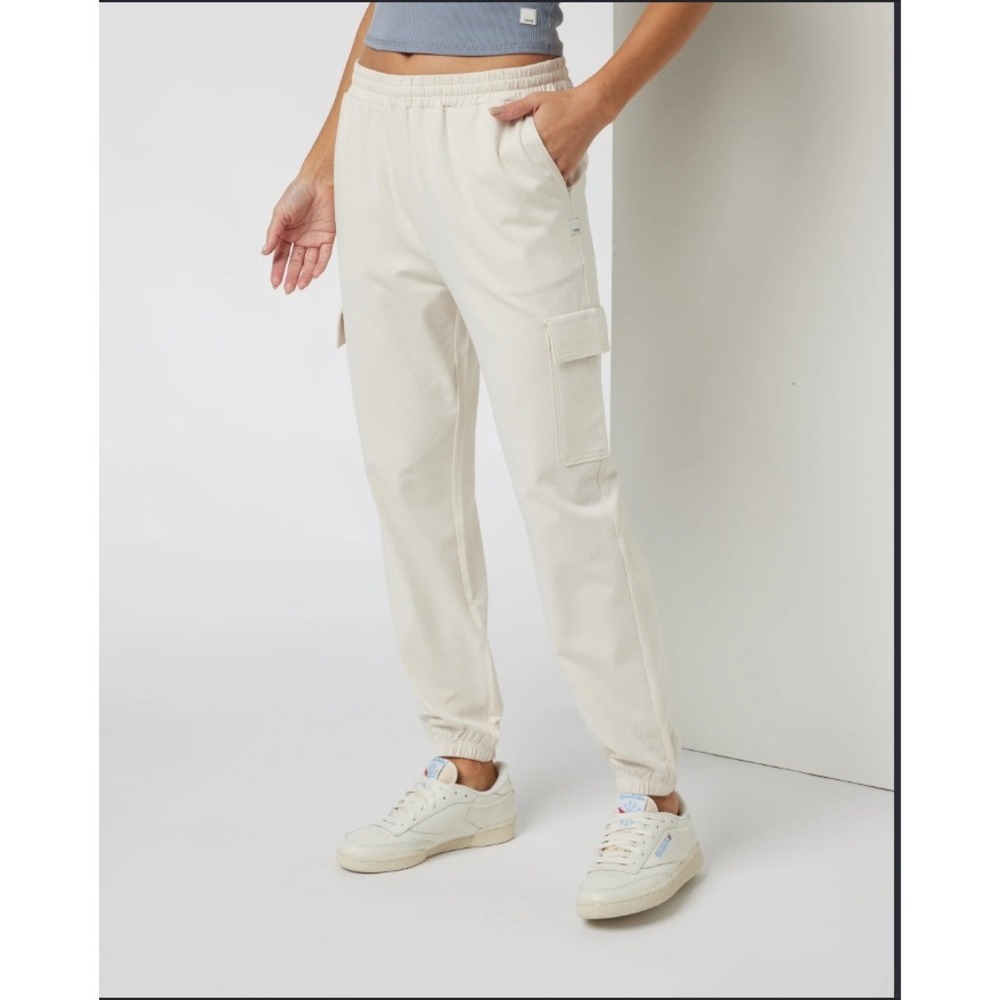 Vuori Womens Boyfriend Cargo Sweatpant Athleisure Loungewear Minimalist Large